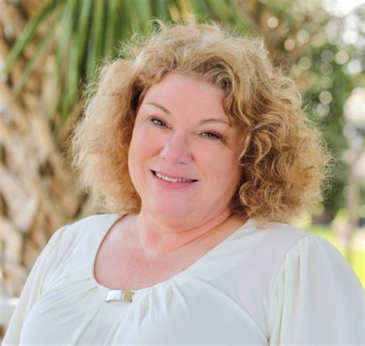 Donna Jolly – Sarasota, FL