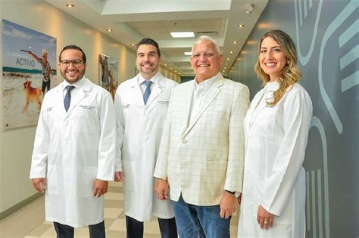 Dr. Carlos Quinones Rampolla, MD – Guayama, PR