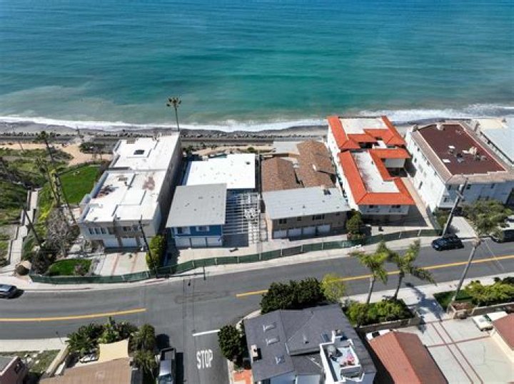 Dr. Gus Gialamas, MD – San Clemente, CA