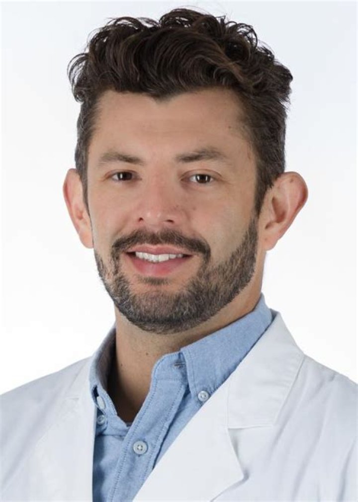 Dr. Hernan Hernandez, MD – Omaha, NE