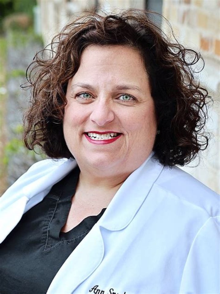 Dr. Kimberly Snyder, MD – Gallatin, TN