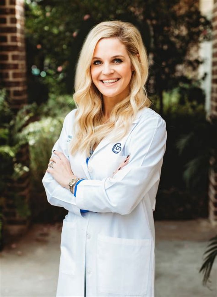 Dr. Megan (Kavanaugh) Jones, MD – Bellflower, CA