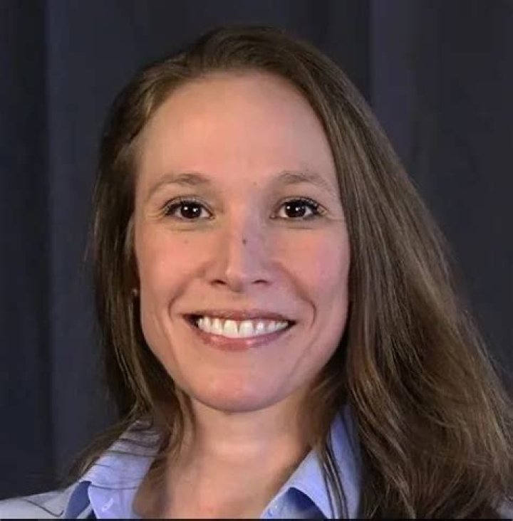 Dr. Oleana Lamendola, MD – Baton Rouge, LA