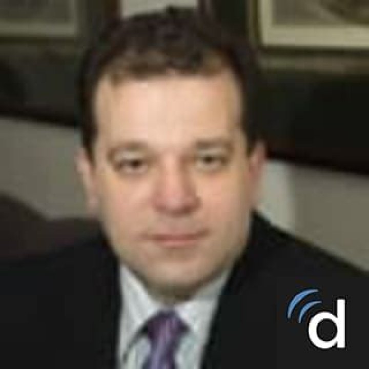 Dr. Roberto Colangelo, MD – Roslyn, NY