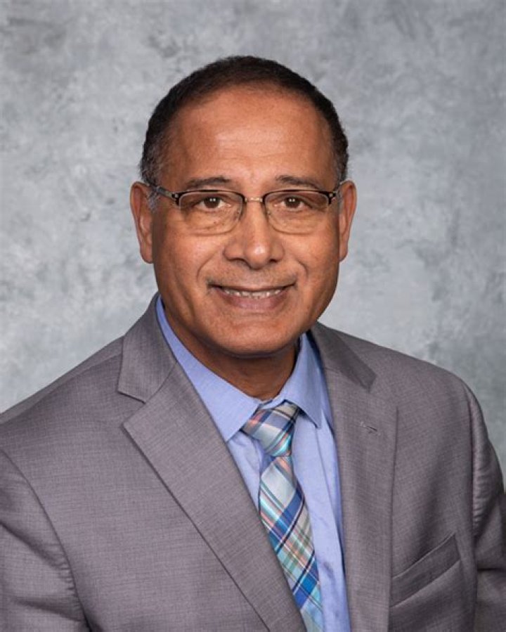 Dr. Roy Shelton, MD – Bolivar, MO