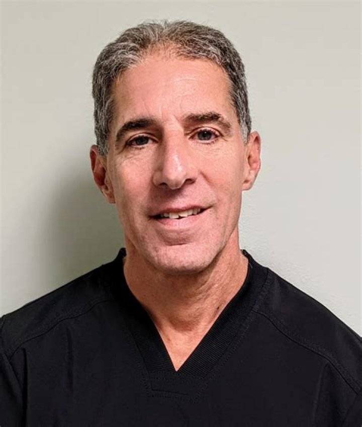 Dr. Stewart Baroff, DO – Westland, MI