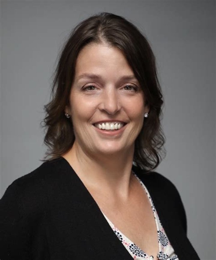 Elise Lewis – Amherst, NH